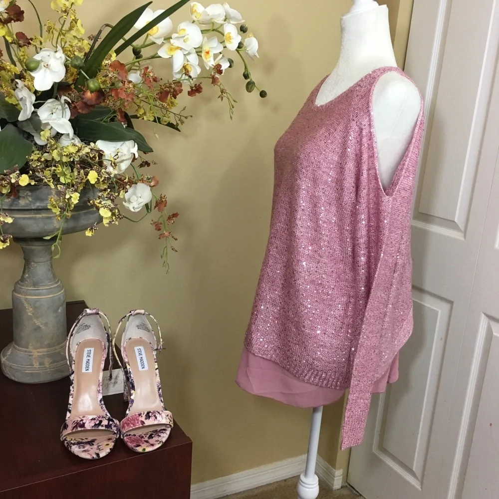 JESSICA SIMPSON LONG SLEEVE SHOULDER CUT OUT TOP, PINK‎ (NWT)